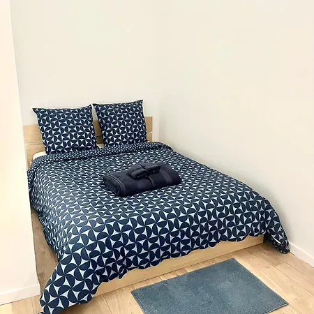 3-pieces Flat With Private Garden & Bbq * Beausoleil