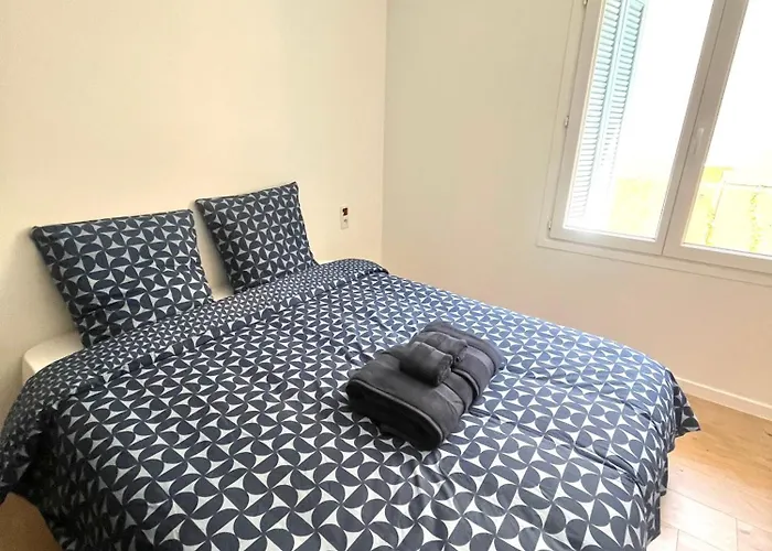 3-pieces Flat With Private Garden & Bbq *